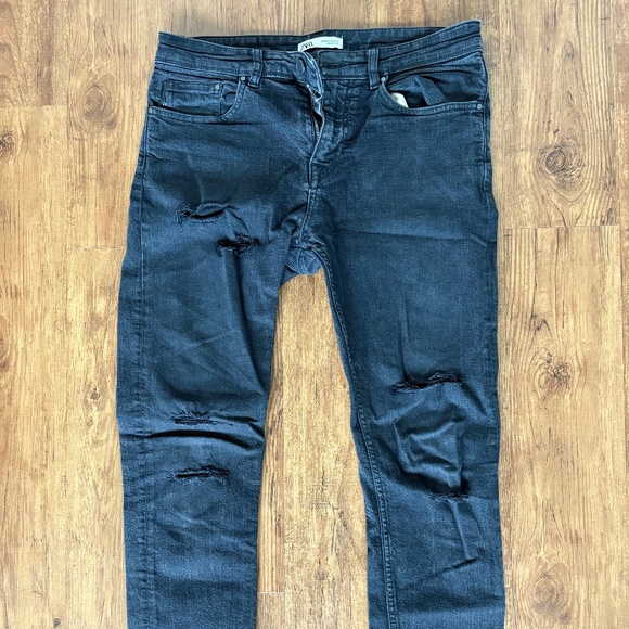 Zara ripped denim - black - skinny/slim jean - Picture 1 of 10